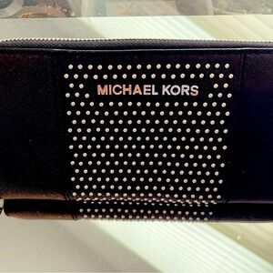 Michael Kors Black Leather Wallet, excellent condition